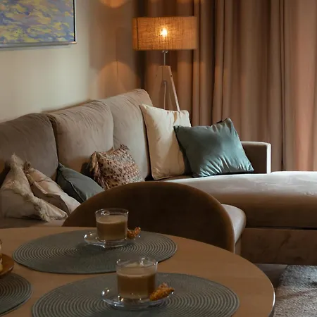 Dom Boho Nad Morzem,hot Tub,bbq Holiday home Kolczewo